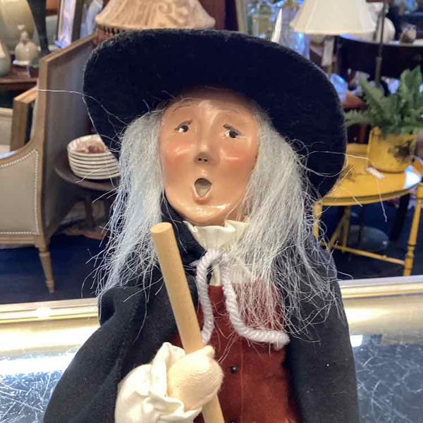 Byer's Choice - Singing Witch
