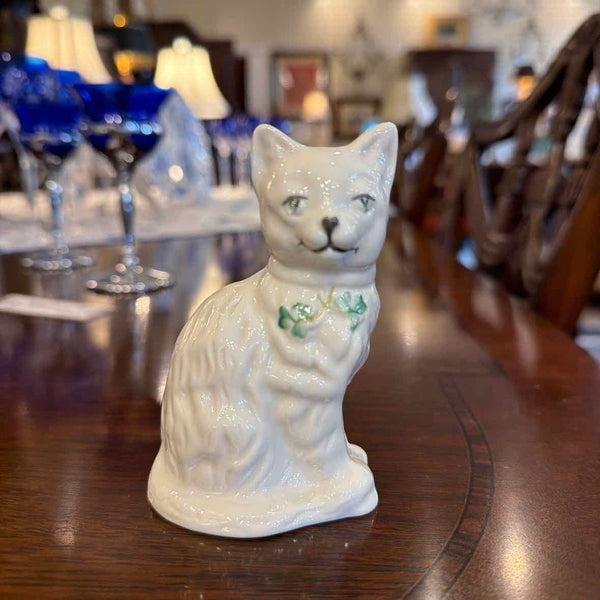 Belleek Quizzical Cat