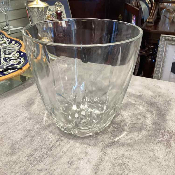 Vera Wang Crystal Bowl