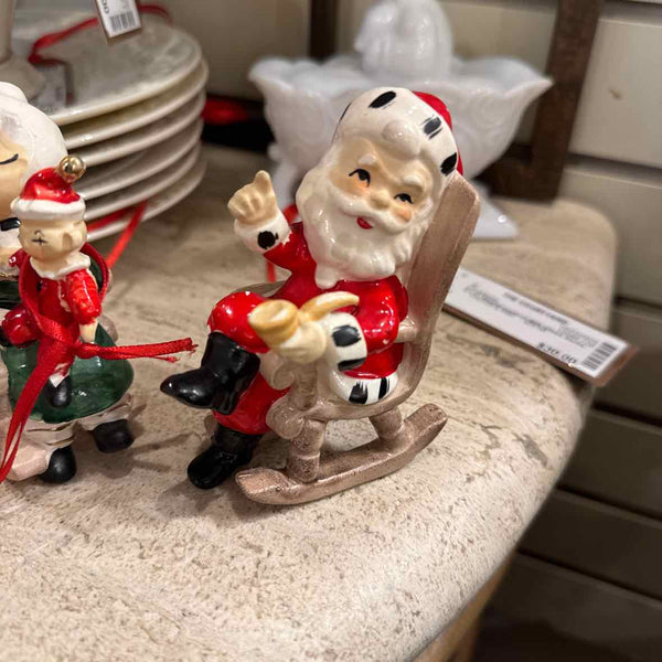 Mr. & Mrs. Claus Salt/Pepper Shakers - Lefton