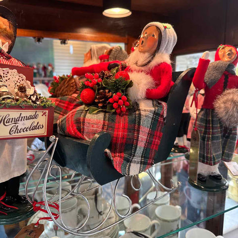 Byers' Choice Couple In Sleigh