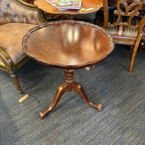 Bombay Tilt Top Table