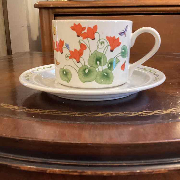Floral Cups & Saucers