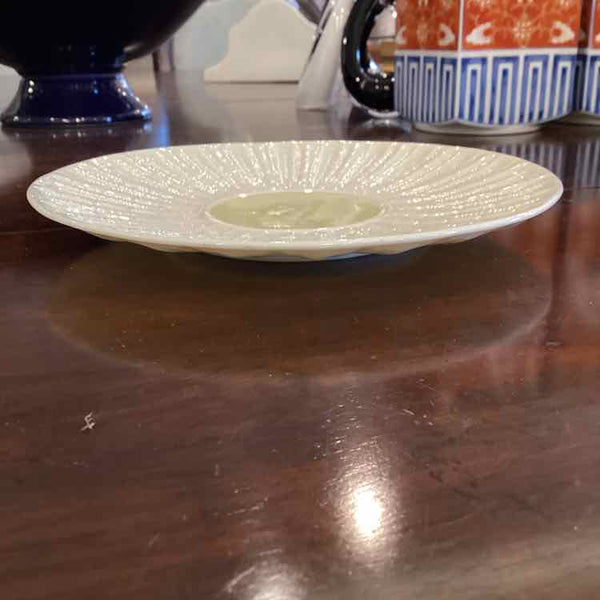 Belleek Neptune Plate