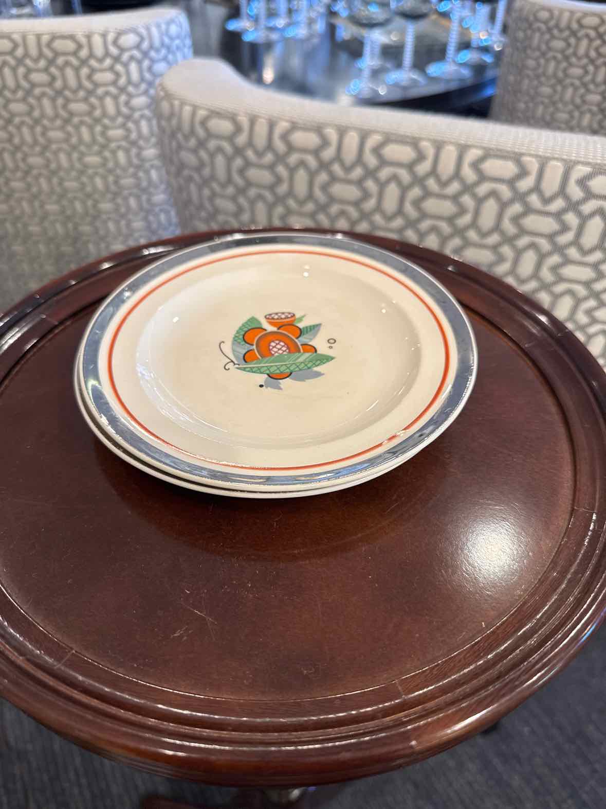 Art Decor Style Platinum Alloy Set of 2 Bread Plates