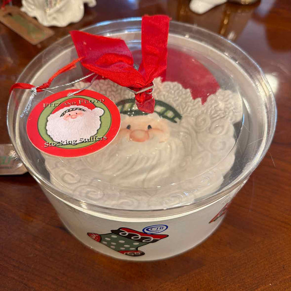 2 Fitz & Floyd Santa Dishes in Box