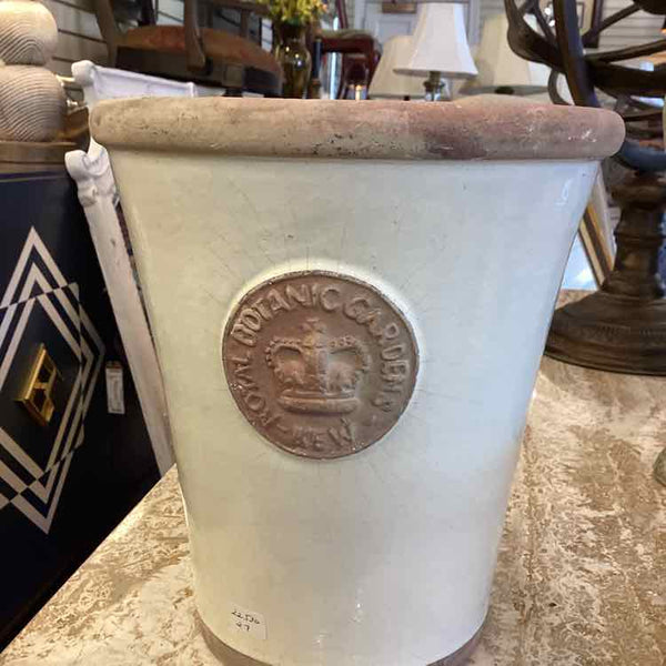 Cream Botanic Garden Planter