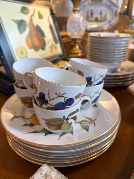 Set of Royal Worcester"Evesham" China