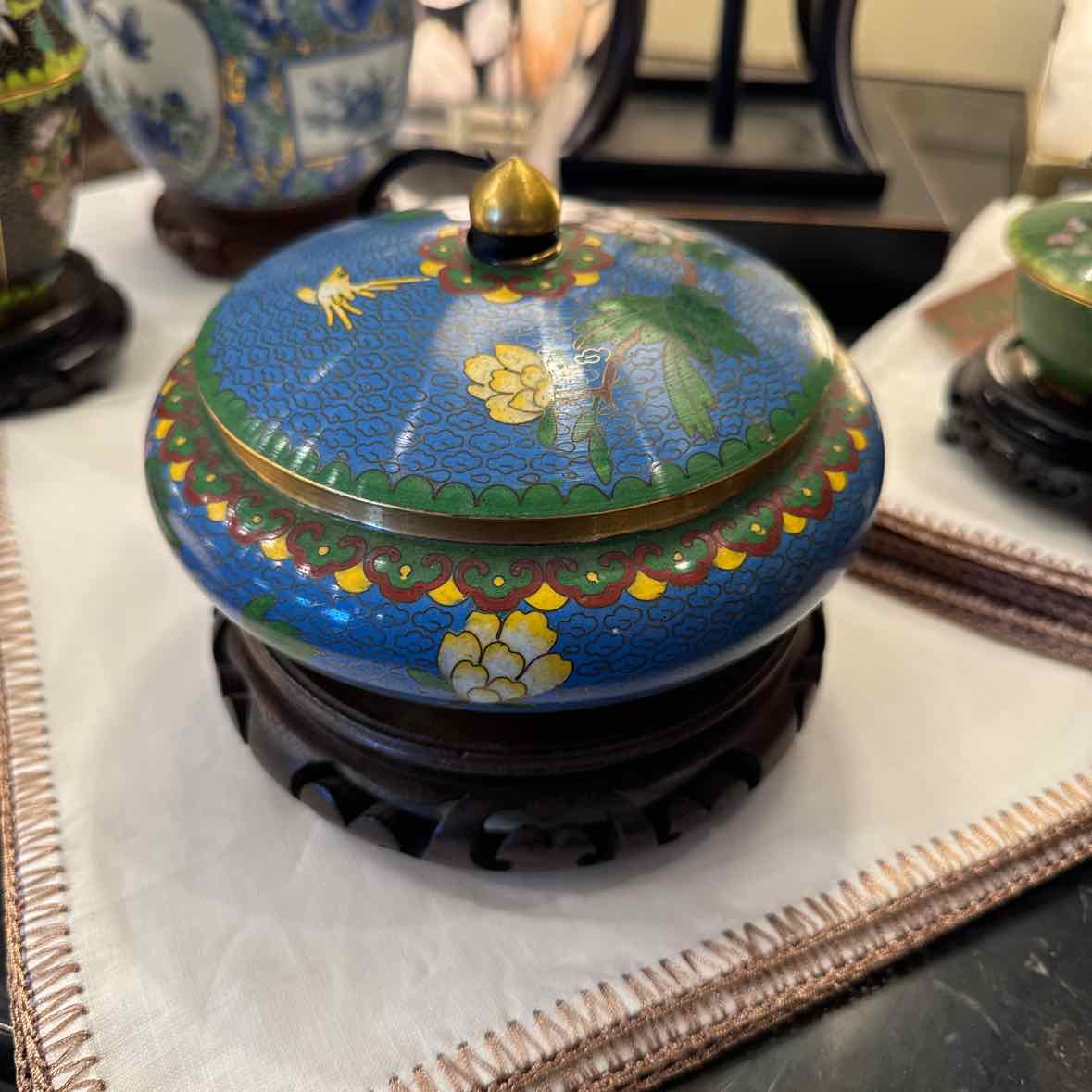 Chinese Cloisonne Lidded Bowl w/Stand