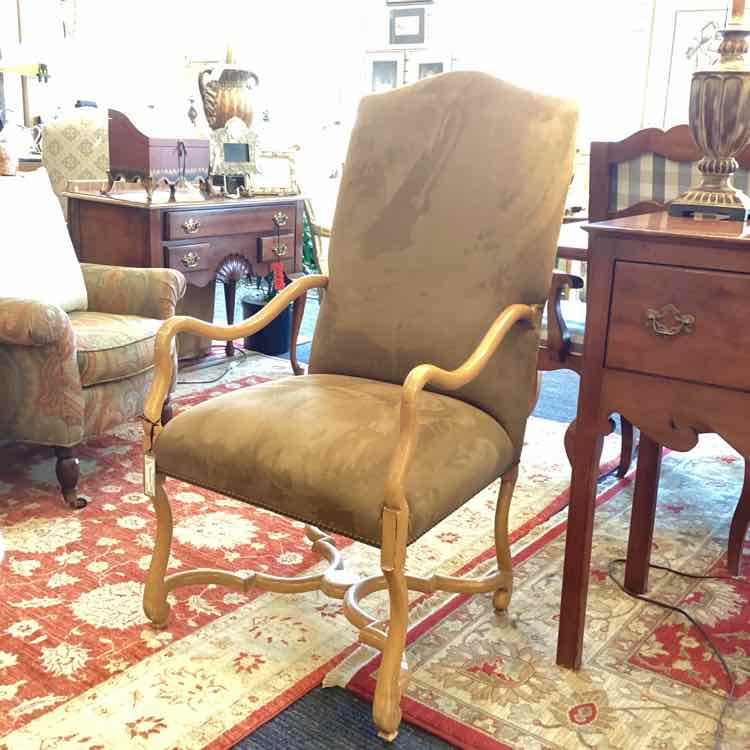 Kreiss Ultra-Suede Caramel Arm Chair
