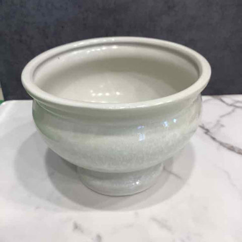 Cream Pottery Bowl