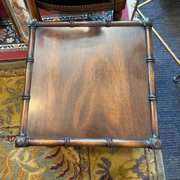 Mahogany 2 Tiered Table