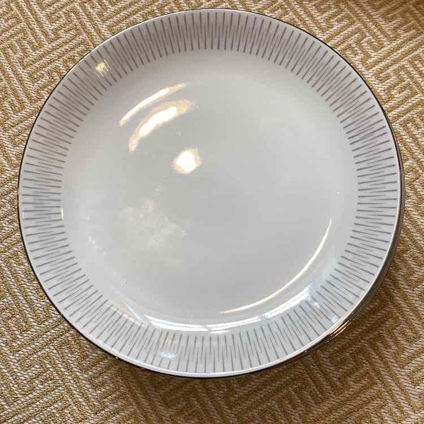 8 Mid-Century Salad Dessert Plates