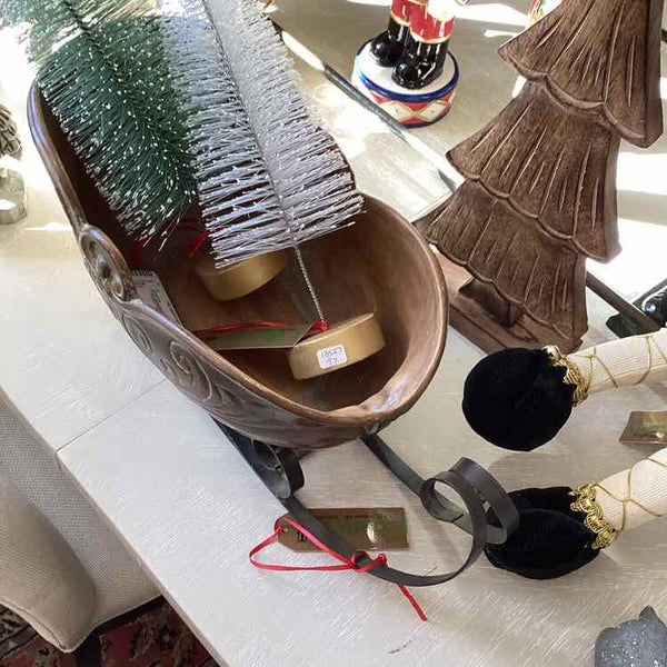 Decorative Scroll Metal Sleigh