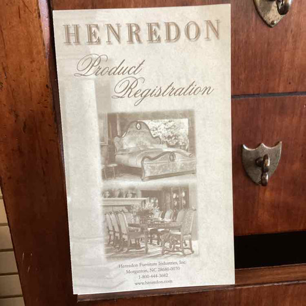 Henredon Double Dresser Aged Cherry - Cavalier