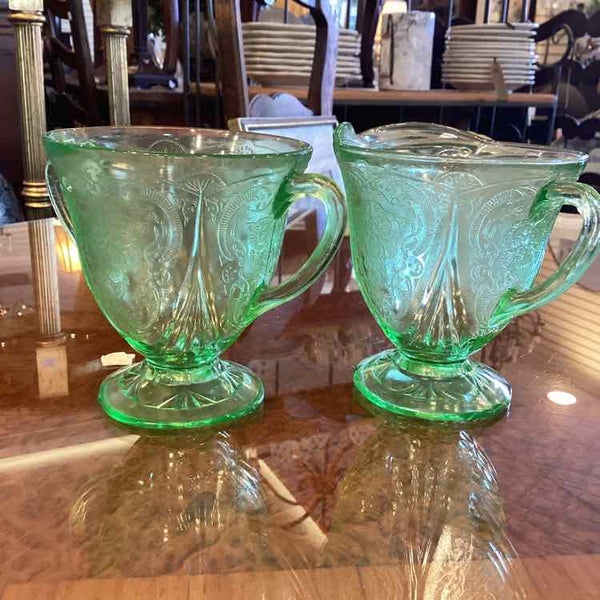 Green Depression Glass Creamer & Sugar "Royal Lace"