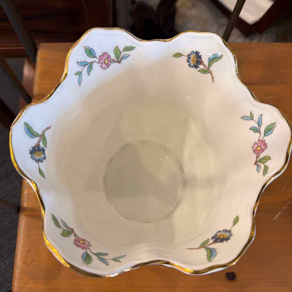 Planter - Pembroke Aynsley