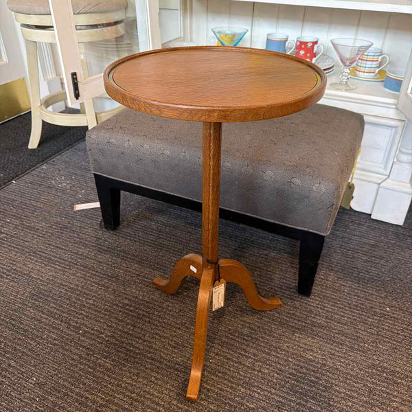 Serena & Lily Table