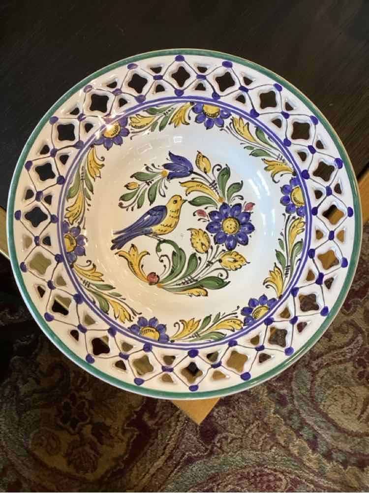 Pierced Round Blue/Yellow Plate