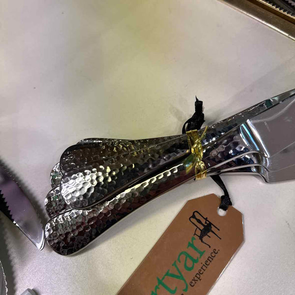 6 Hammered Pattern Steak Knives - Stainless Steel