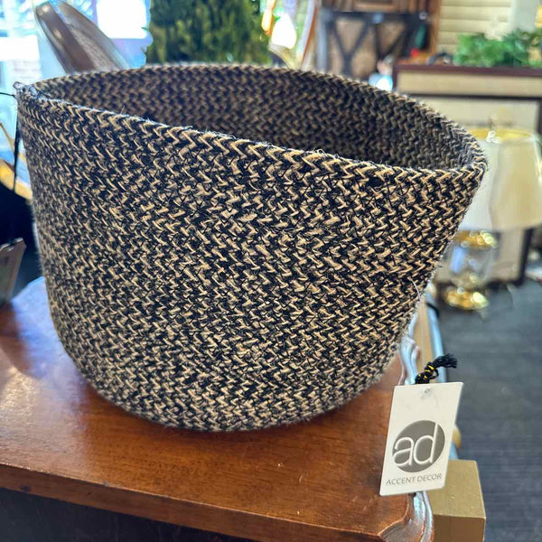Black/Beige Woven Basket