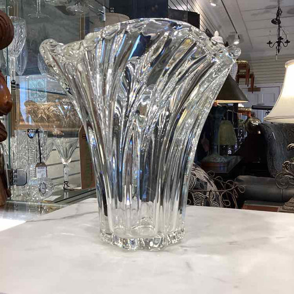 Mikasa Swirl Fluted Vase