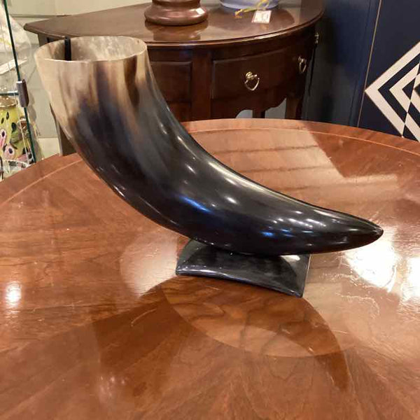 Decorative Horn