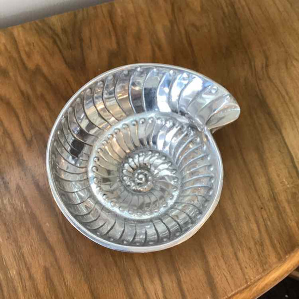 Mariposa Shell Dish
