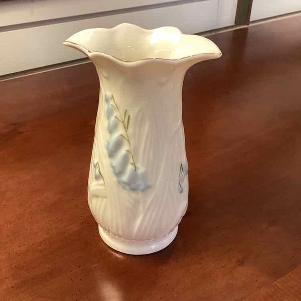 Belleek Bluebell Vase