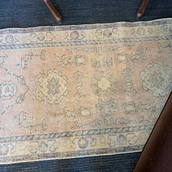 Machine Made Oushak Rug