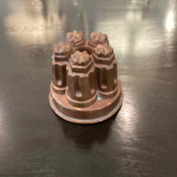 Round (5 Towers) Copper Mold (c 1880)