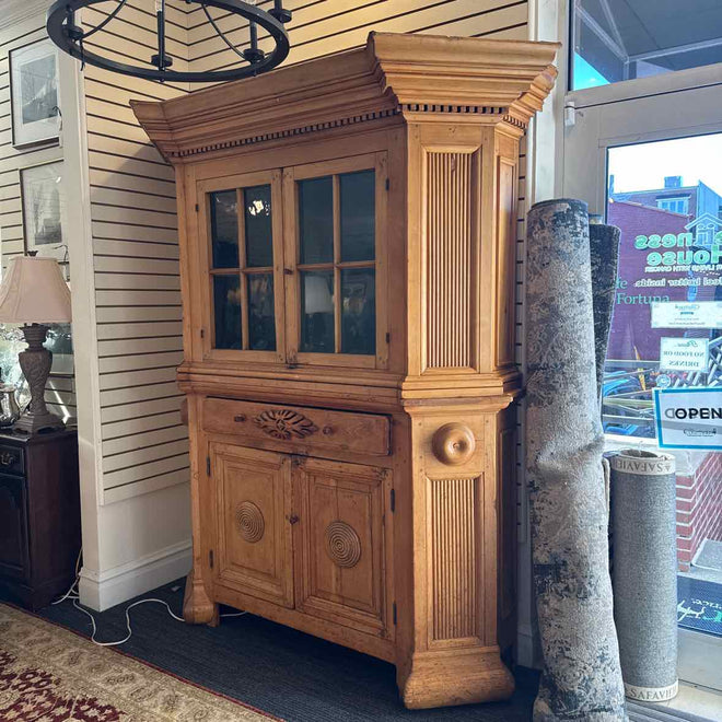 Cabinets and Sideboards