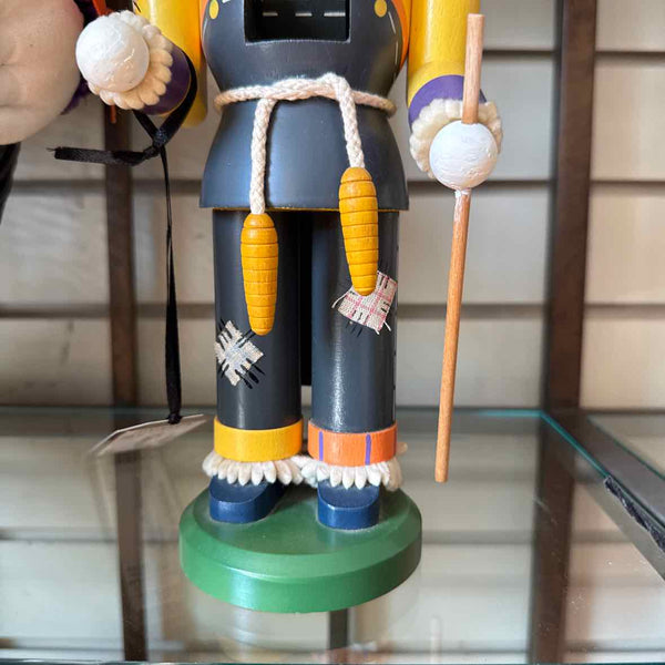 Pumpkin Nutcracker - German