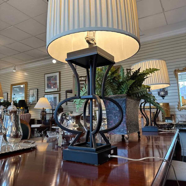 Black Open Iron Lamp