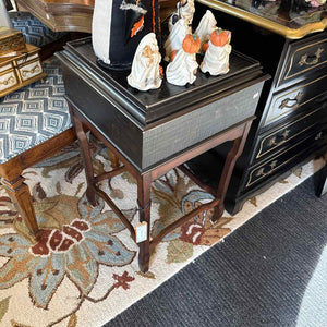 Lift Top Side Table