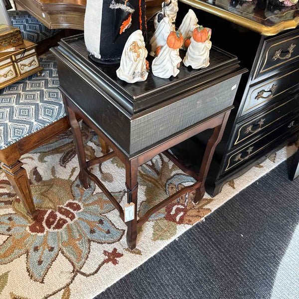 Lift Top Side Table