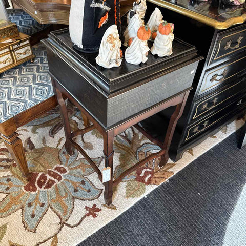 Lift Top Side Table