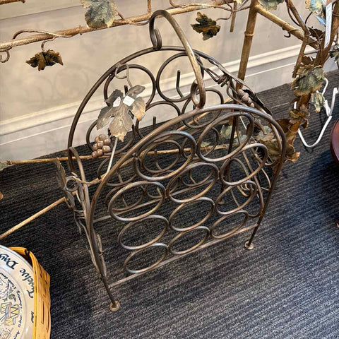 Metal Wine Rack With Grape Design