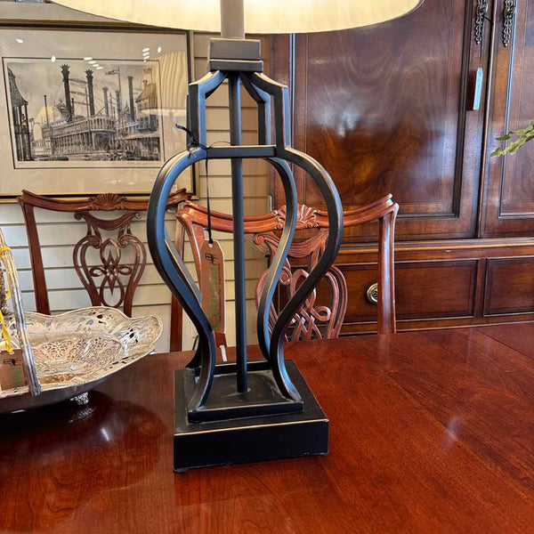 Black Open Iron Lamp