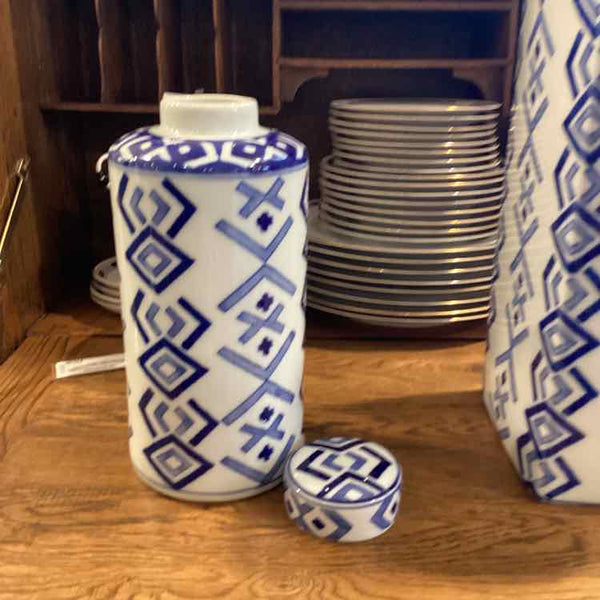 BlueWhite Round Ginger Jar