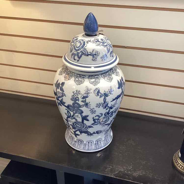Blue And White Chinoiserie Jar