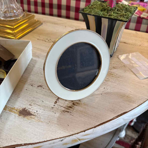 Round Frame