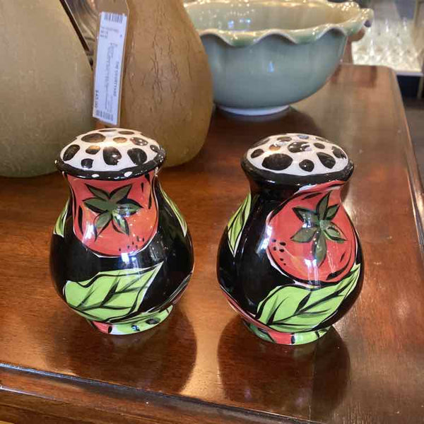 Droll Black Tomato Salt And Pepper Shakers