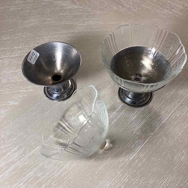 Pair Amer Depression Glass Sherbet Glasses