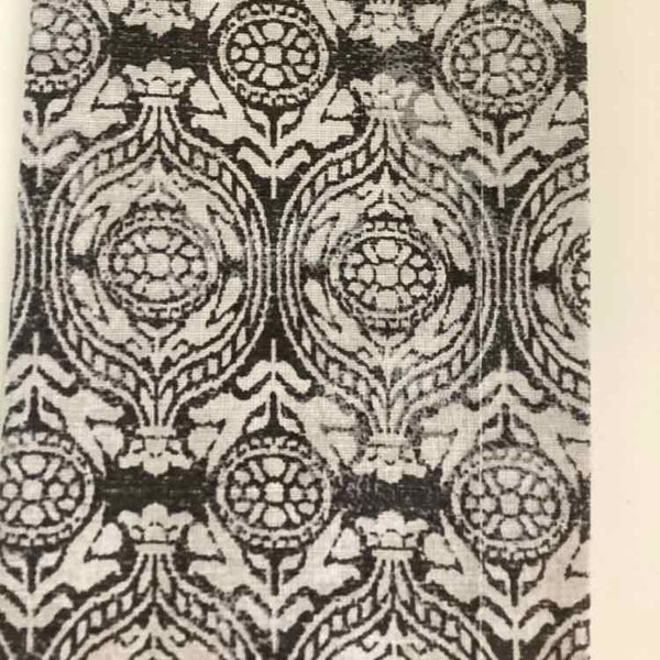 Set of 8 Pottery Barn Napkins