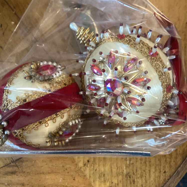 Set of 2 Beaded Ornaments