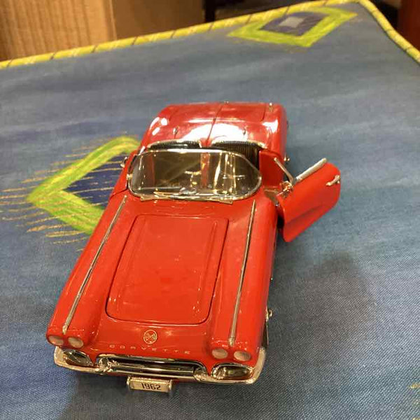 1962 Chevy Corvette Danbury Mint - w/box