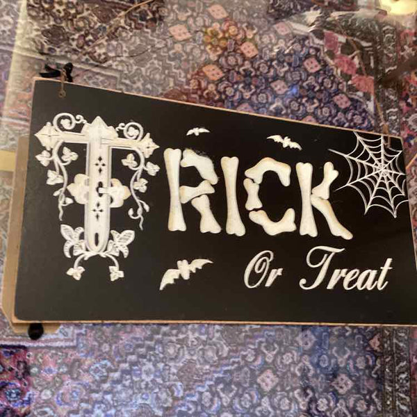 Trick or Treat Sign