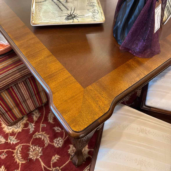 American Drew Dining Table And Six Chairs