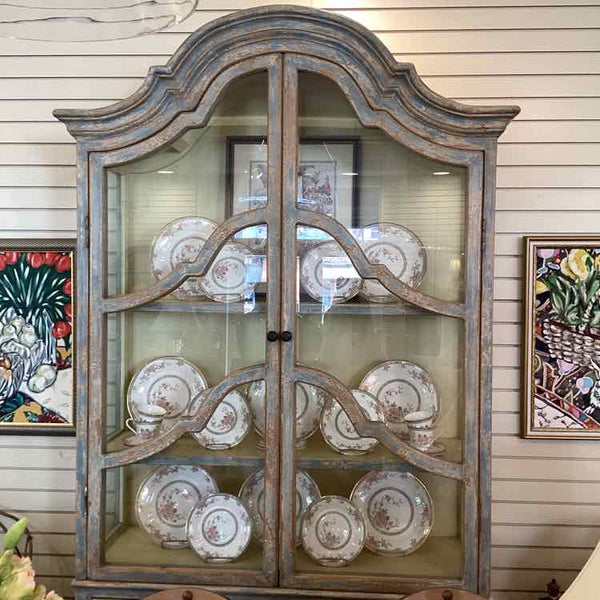 Arched Curio Cabinet